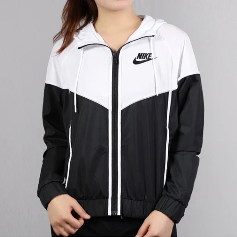 Nike Sportswear Windrunner Windbreaker